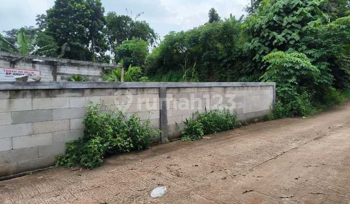 Tanah di Serua