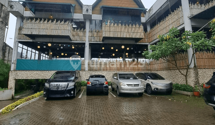 Peluang Investasi Terbaik! Restaurant 4 Lantai di Puncak Bogor - Lokasi Ramai & Strategis