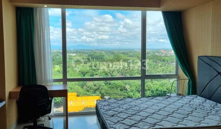 U Residence 2 Golf View Apartment, Closest to Starbucks on Foot.
