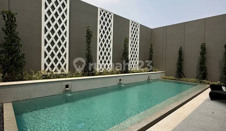 The Most Beautiful American Classic House 14 x 26 in Alsut