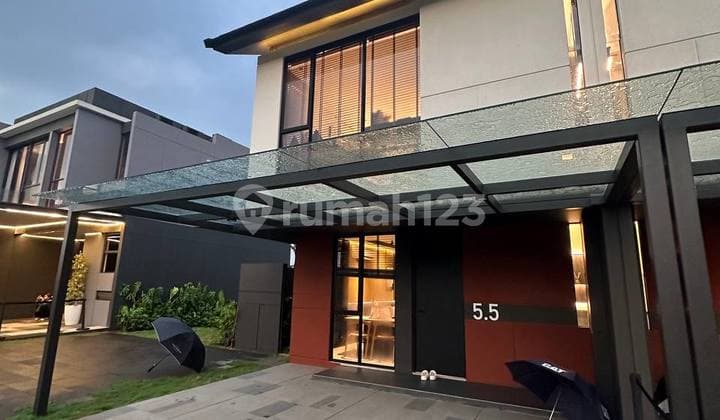 3 bedroom 3 bathroom house inside Lippo Karawaci.