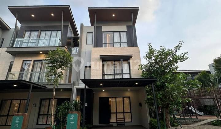 Rumah 4 kamar tidur di jakarta barat siap huni