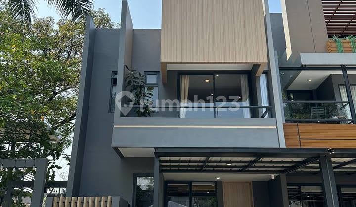 RUMAH 4 KAMAR TIDUR JUAL CEPAT DI BSD