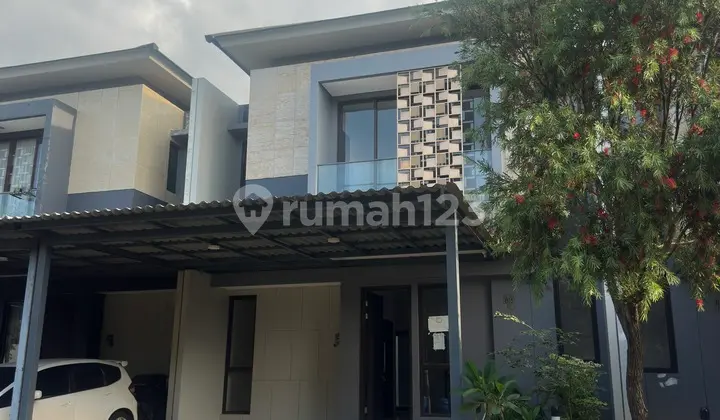 Two-Story House in Mozia BSD, 4 Bedrooms