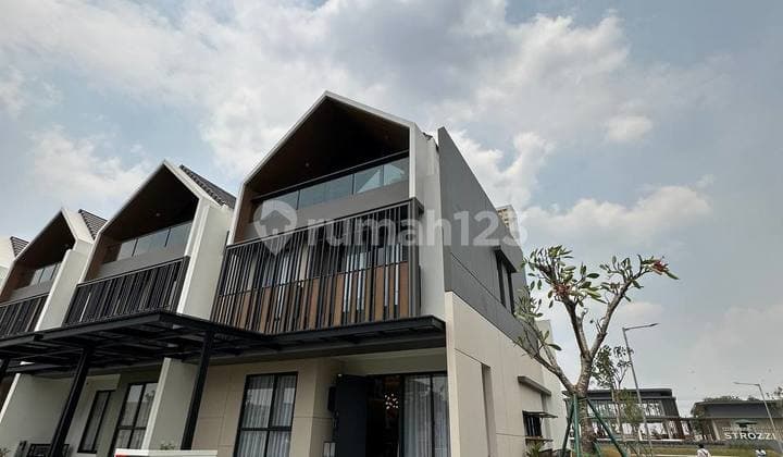 RUMAH 4 KAMAR NEMPEL UMN GADING SERPONG