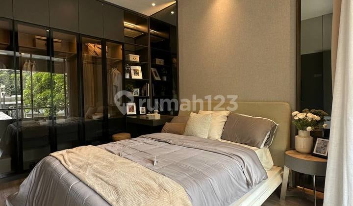 Rumah 2 lantai 4 kamar di bsd baru renov