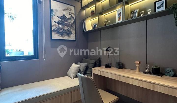 RUMAH 2 LANTAI 4 KAMAR DI BSD BARU RENOV