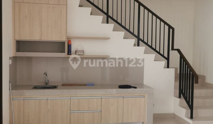 Perumahan Sumarecon Bogor ..mahogany Jual Cpt Siap Pakai Dah Furnish Dah Di Renov.full