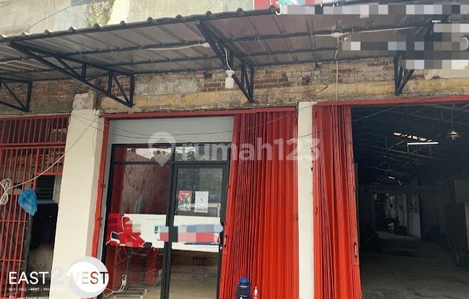 Commercial Building on Jatinegara Main Road, East Jakarta, Ready to Use