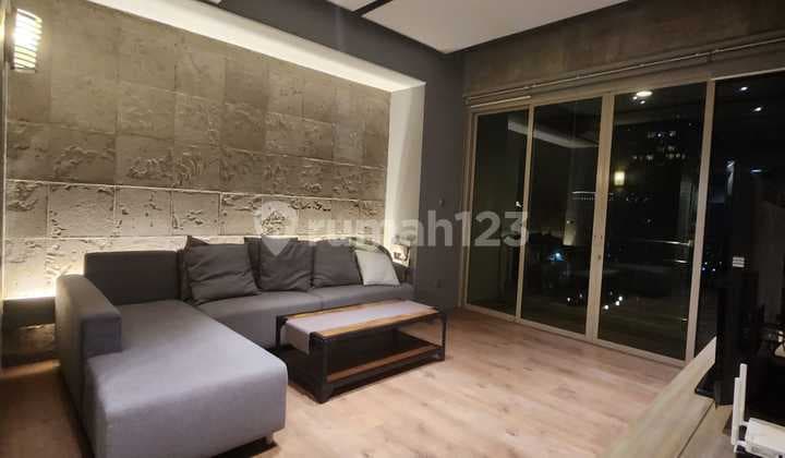 Disewakan 2Br Apartemen Sudirman Mansion, Furnished Lux,