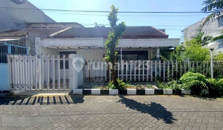 Lelang Rumah Hook Mulyosari Tengah