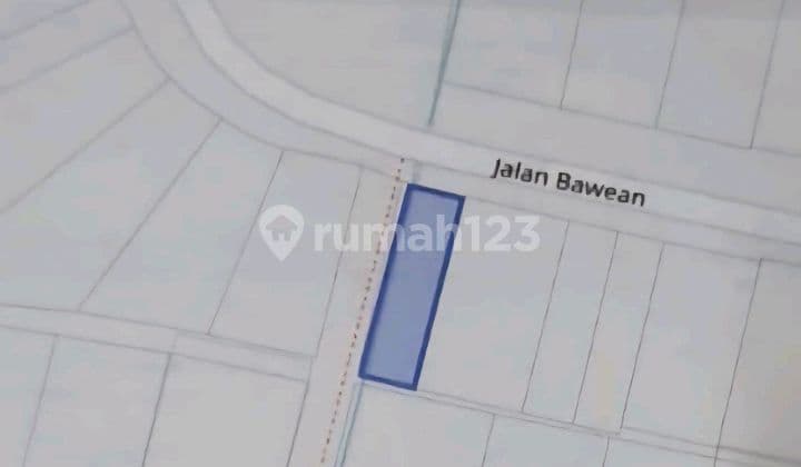 Rumah Bawean Tengah Kota Strategis