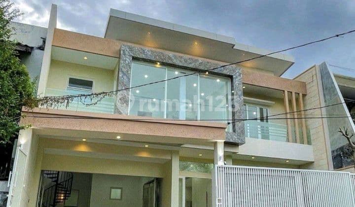 East Kertajaya Indah New Gres House