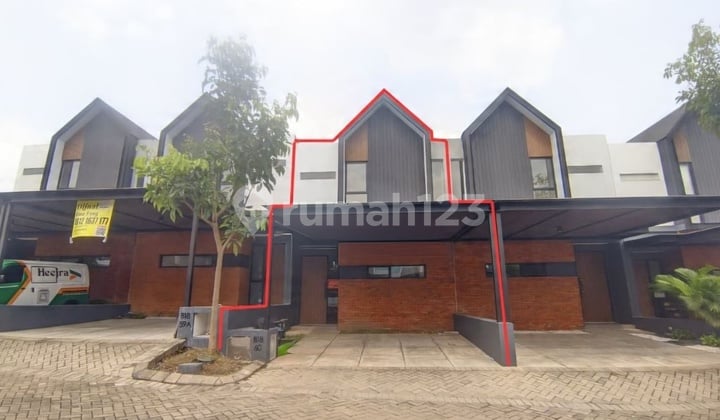 Rumah Royal Residence Cluster Hampton Tipe Harewood