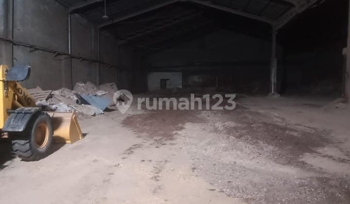 Domas Gresik Cheap Warehouse