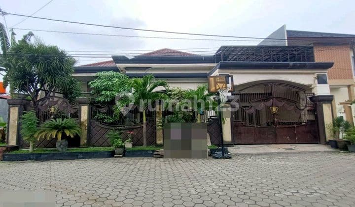 Rumah Rungkut Asri Tengah Minimalis