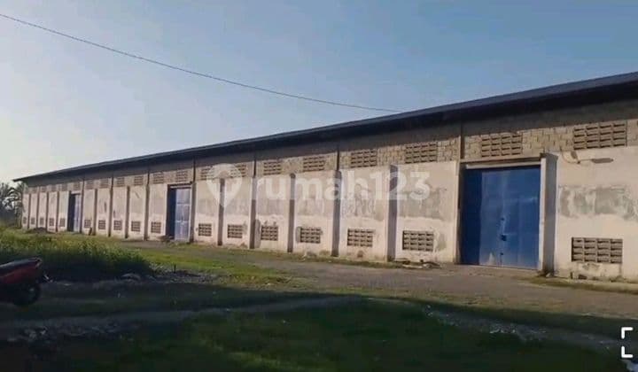 Gudang Raya Kemlagi Mojokerto Dekat Tol