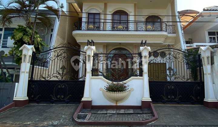 Dijual Rumah Di Green Graden 10x20 Mewah Full Furnished Tinggi Dari Jalan