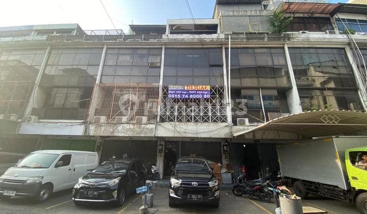 Rudy Cen Dijual Ruko Roxy Mas 4 Lantai Lokasi Strategis