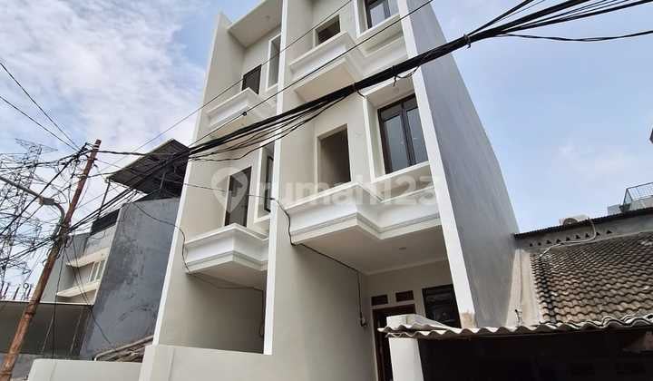 Rudy Cen Dijual Rumah Taman Cosmos Dekat Taman Ratu Green Ville