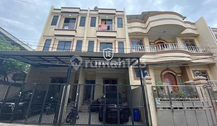Rudy Cen For Sale Taman Ratu House 5x18 Fully Furnished Strategic Location