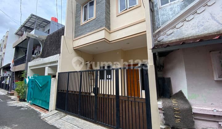 Rudy Cen Dijual Rumah Di Tanjung Duren 5x11 Lokasi Strategis