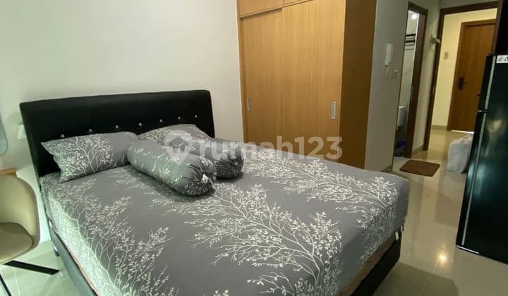 RUDY CEN Disewa apartemen B RESIDENCE Studio Full Furnished