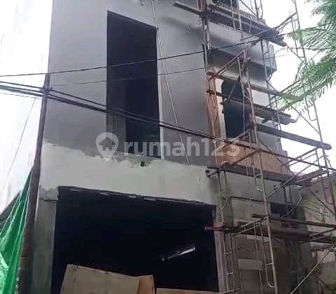 Rumah Kost Manyar 3 Lantai Baru Gress Full Furnished**Jalan Utama Perumahan Manyar Sby