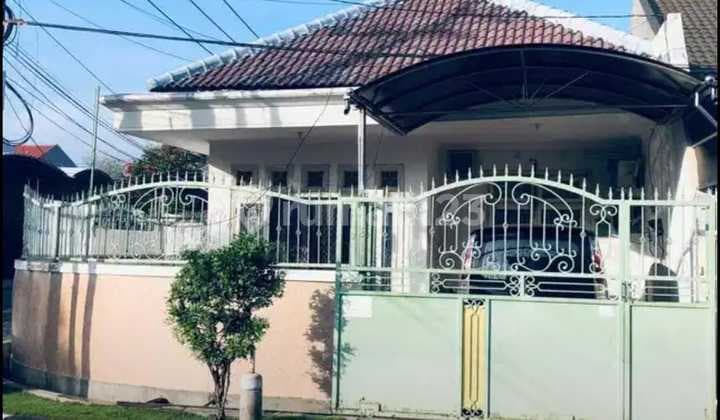 Rumah *hook* Siap Huni Dekat *unair*lokasi Perum. Mulyosari Surabaya