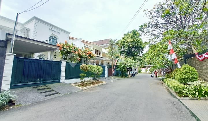 For Sale Good House in Megakuningan