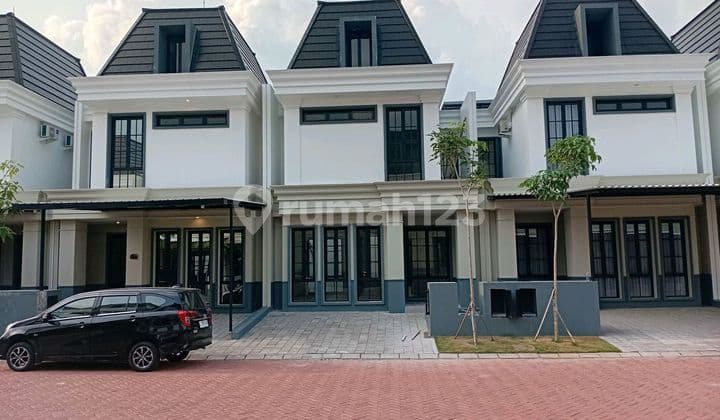White House Dian Istana Rumah Baru Ekslusif