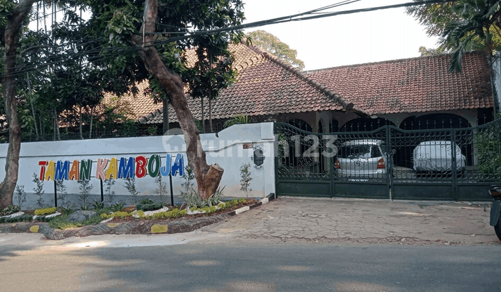 For Sale: Nice House in Kebayoran Baru, South Jakarta