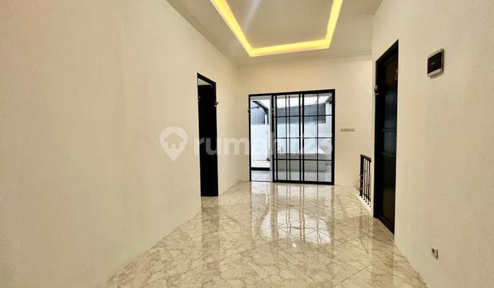 Rumah Brand New Bagus Lokasi Strategis di Bintaro