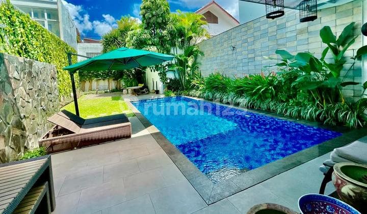 Rumah Cantik Fully Furnished Dalam Townhouse