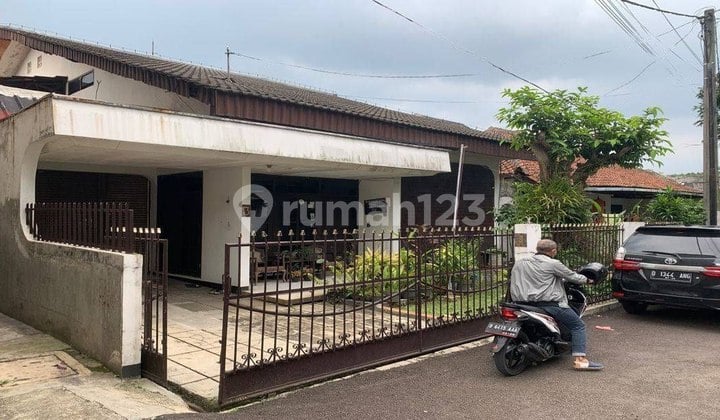 Rumah Hitung Tanah Luas 242 Untuk Kostan Pusat Kota