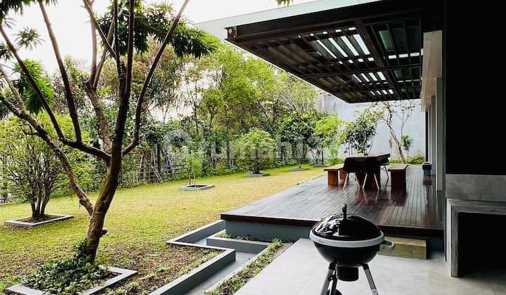 Rumah Villa Mewah di Resort Dago Pakar, Lokasi Premium