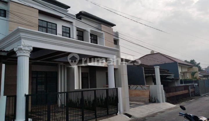 Rumah Baru 2 Lantai Minimalis Modern di Turangga Dekat Tsm