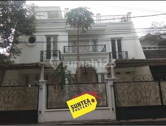 Rumah Cantik Dan Mewah Siap Huni di Bintaro (IA 12893)