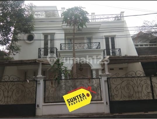 Rumah Cantik Dan Mewah Siap Huni di Bintaro (IA 12893)
