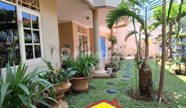Dijual Rumah Siap Huni Luas di Garuda Sektor 1 Bintaro Jaya Lokasi Strategis