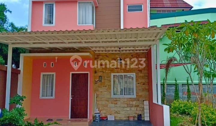 Dijual Rumah Paling Murah Jarang Ada Siap Huni Lokasi Strategis di Town House Bintaro Jaya Sektor 2 Tangsel