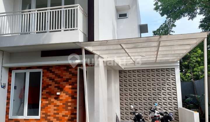 Dijual Rumah Baru 2 Lantai Cluster Area Jombang Bintaro Tangsel