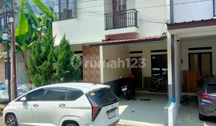 Dijual Rumah 2 Lantai Siap Huni Cluster Area Cirendeu Tangsel
