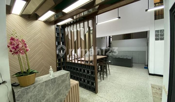 Rumah 3 Lt di Jl. Pangedangan Barat Raya Pancoran Jakarta selatan