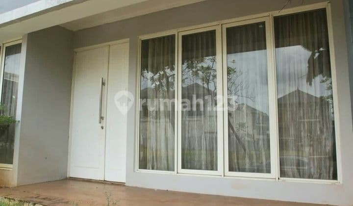 Rumah Minimalis Di Kawasan Elit Kebayoran Residence