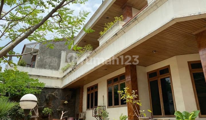 Rumah 2 Lantai Dengan Lahan Luas Di Rempoa