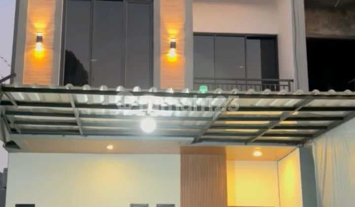 Rumah Baru 2 LT di Cluster Baru Sekitar Bintaro dan Graha