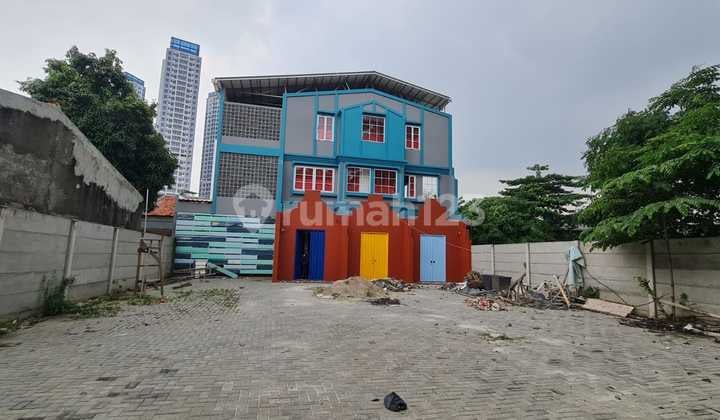 Gedung Kantor, Restoran, Cafe di Lokasi Strategis Duri Kosambi