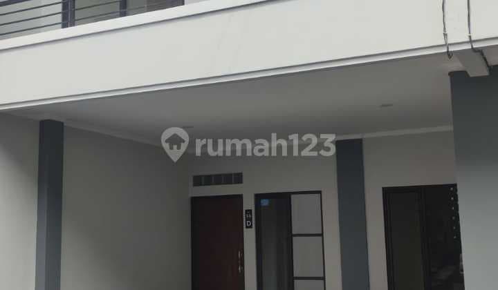 Rumah Baru Dalam Mini Cluster Peninggilan Ciledug Siap Huni
