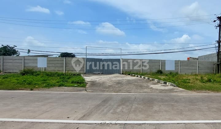 Land near Campus Suitable for Business or Boarding Houses
